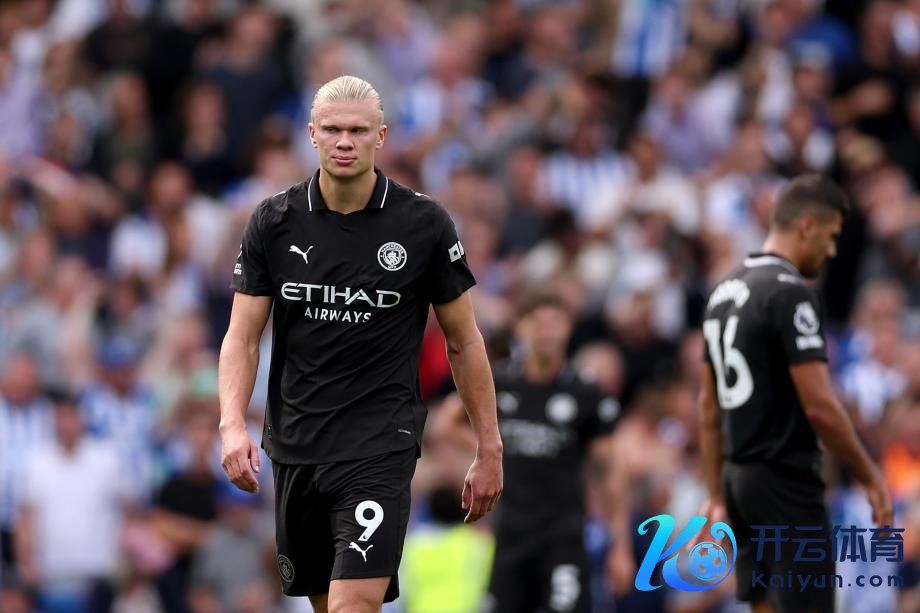 [图]英超-哈兰德破门努内斯送点 曼城1-2布赖顿两连败体育集锦